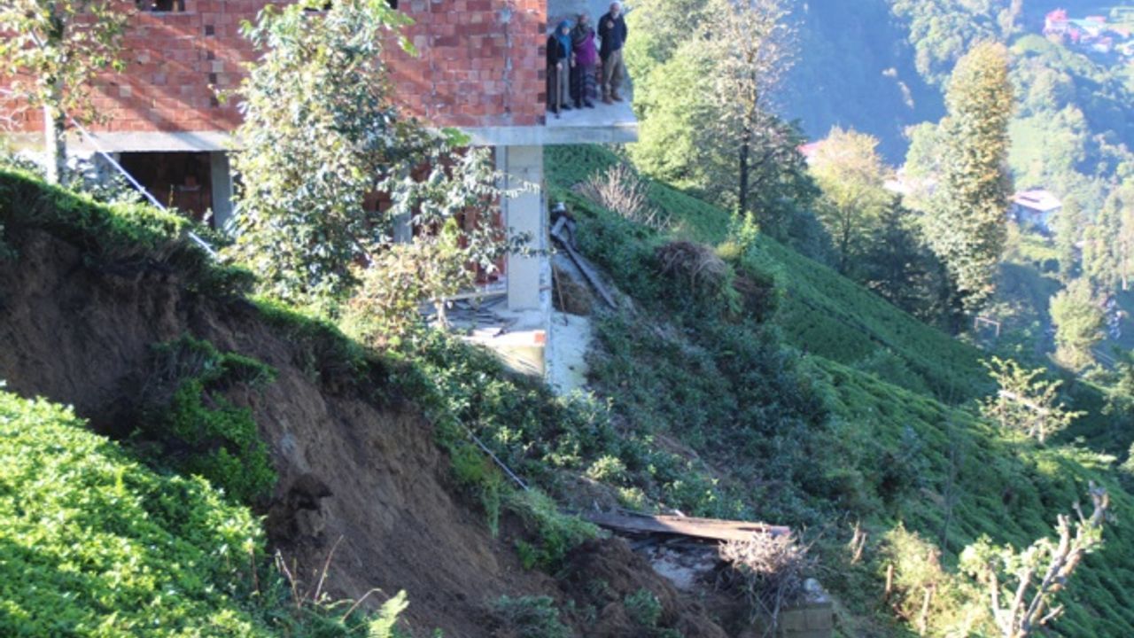 Rize'deki heyelan sırasında büyük panik yaşadılar