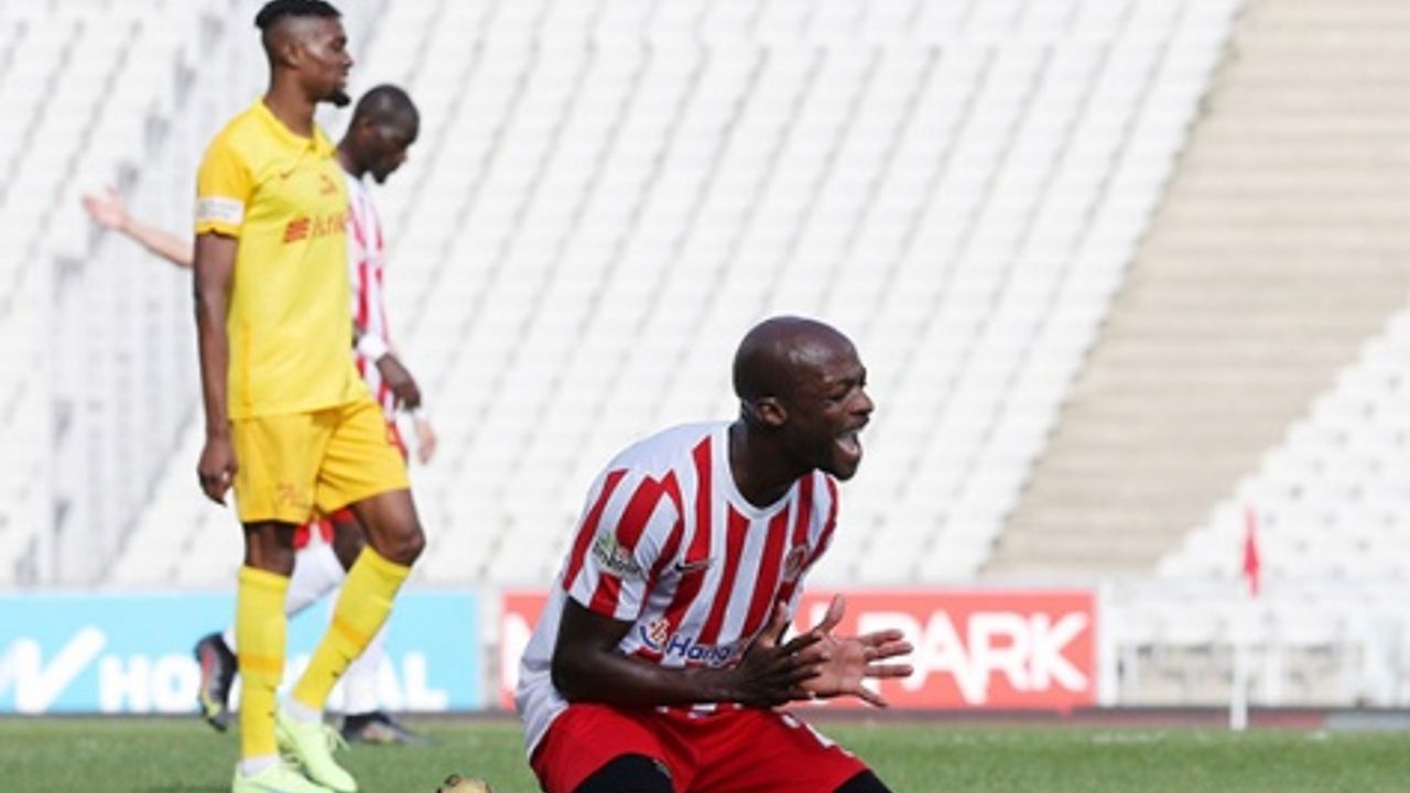 Ümraniyespor - Kayserispor: 2 - 2 