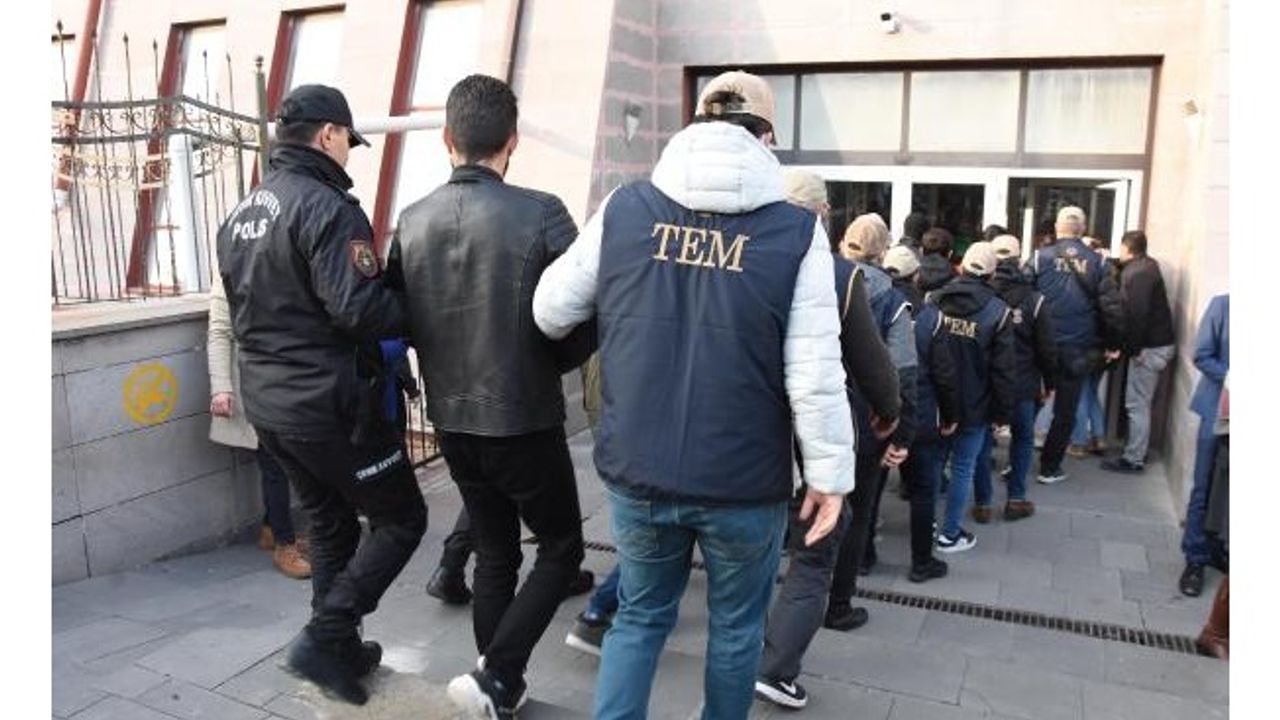 Eskişehir'de Pençe-Kılıç Hava Harekatı protestosuna 4 tutuklama