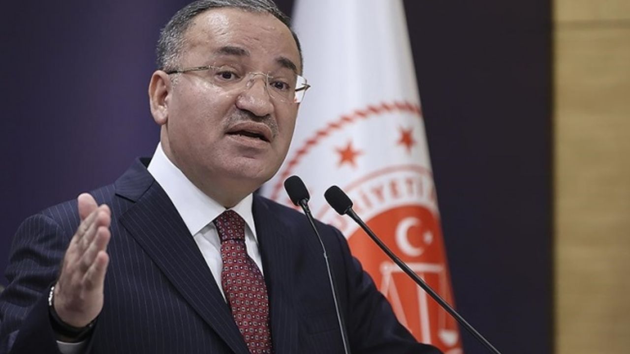 Adalet Bakanı Bozdağ: Çocuklarının zorla dağa götürüldüğü Türkiye'den, bugünkü huzur ortamı olan bir Türkiye'ye geldik