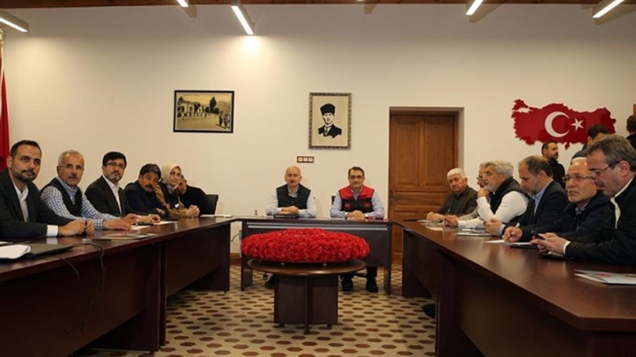 Bakan Dönmez: İnşallah ramazanın son günü Filyos'ta Karadeniz gazını karaya çıkartacağız