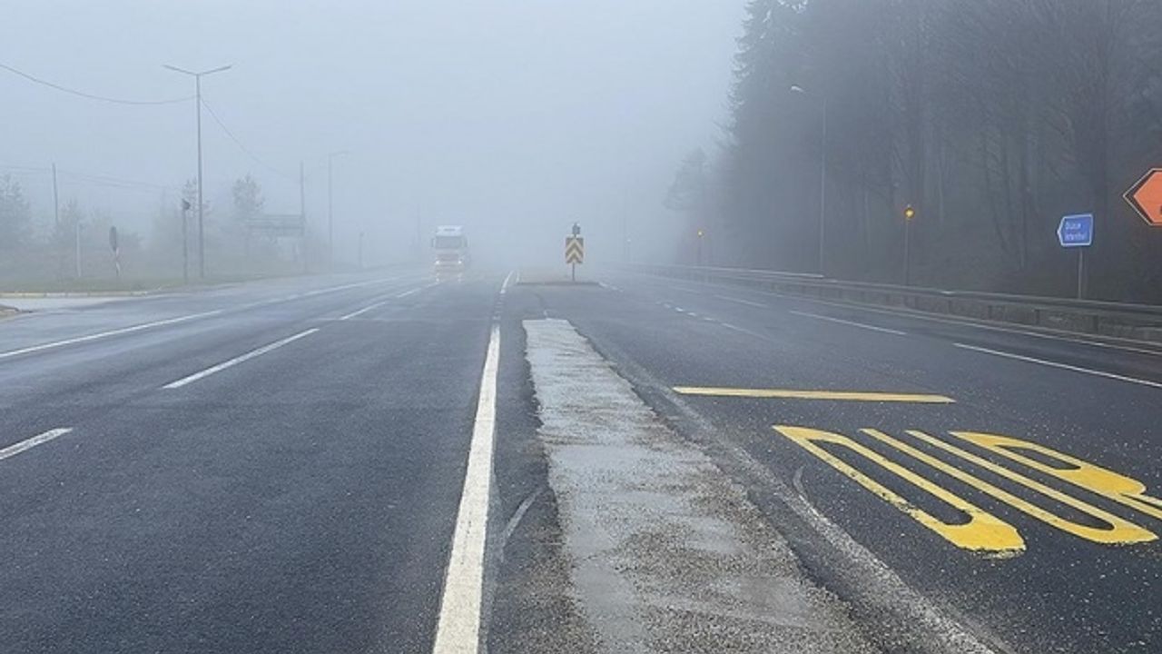 Bolu Dağı'nda sağanak ve sis etkili oluyor