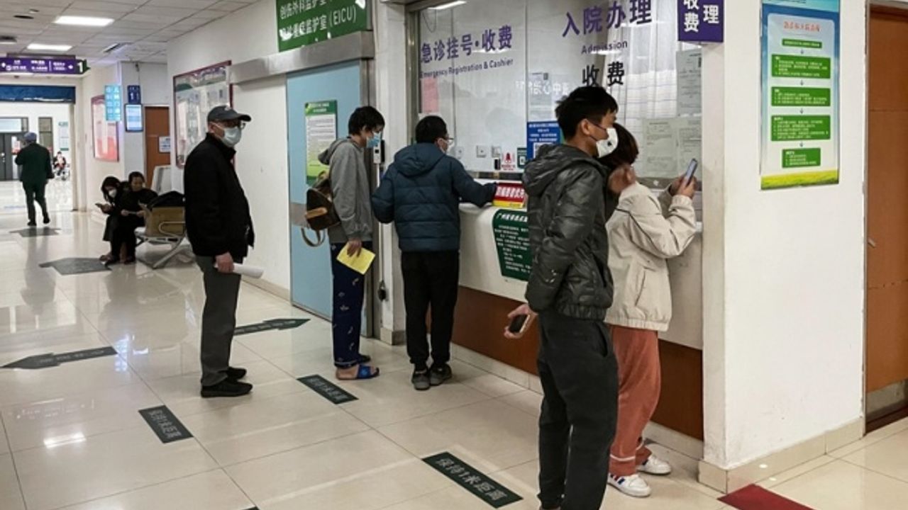 Çin, DSÖ'ye kuş gribinin A (H3N8) türünün bulaştığı bir kişinin öldüğünü bildirdi