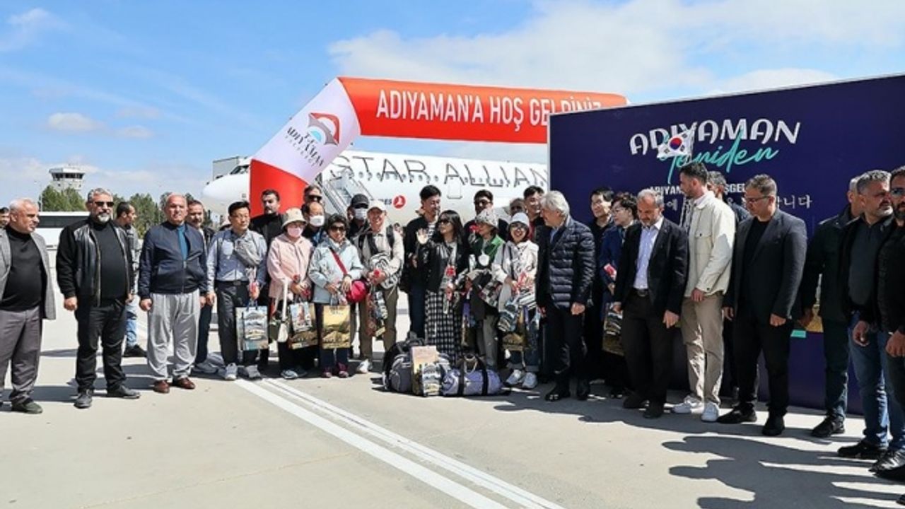 Depremin ardından Adıyaman'a ilk turist kafilesi Güney Kore'den geldi
