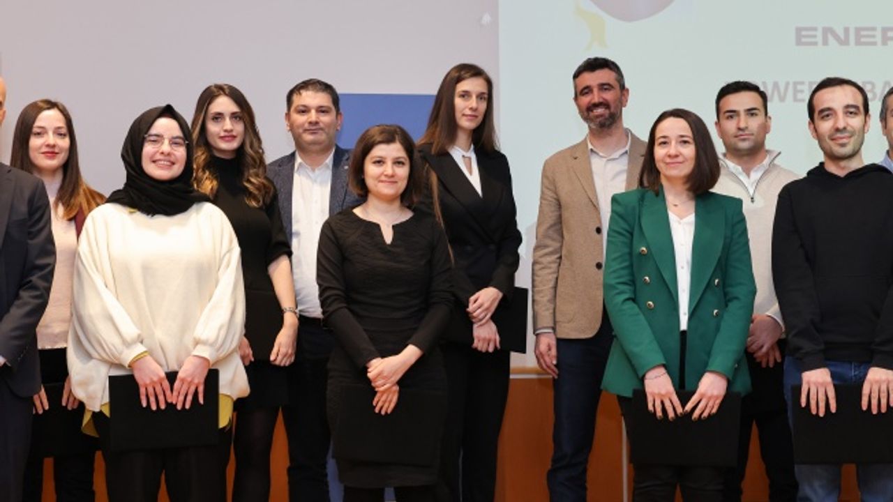 Enerji Sektörünün İlk Kapsamlı Profesyonel Gelişim Programı Power MBA’in İkinci Dönemi Tamamlandı