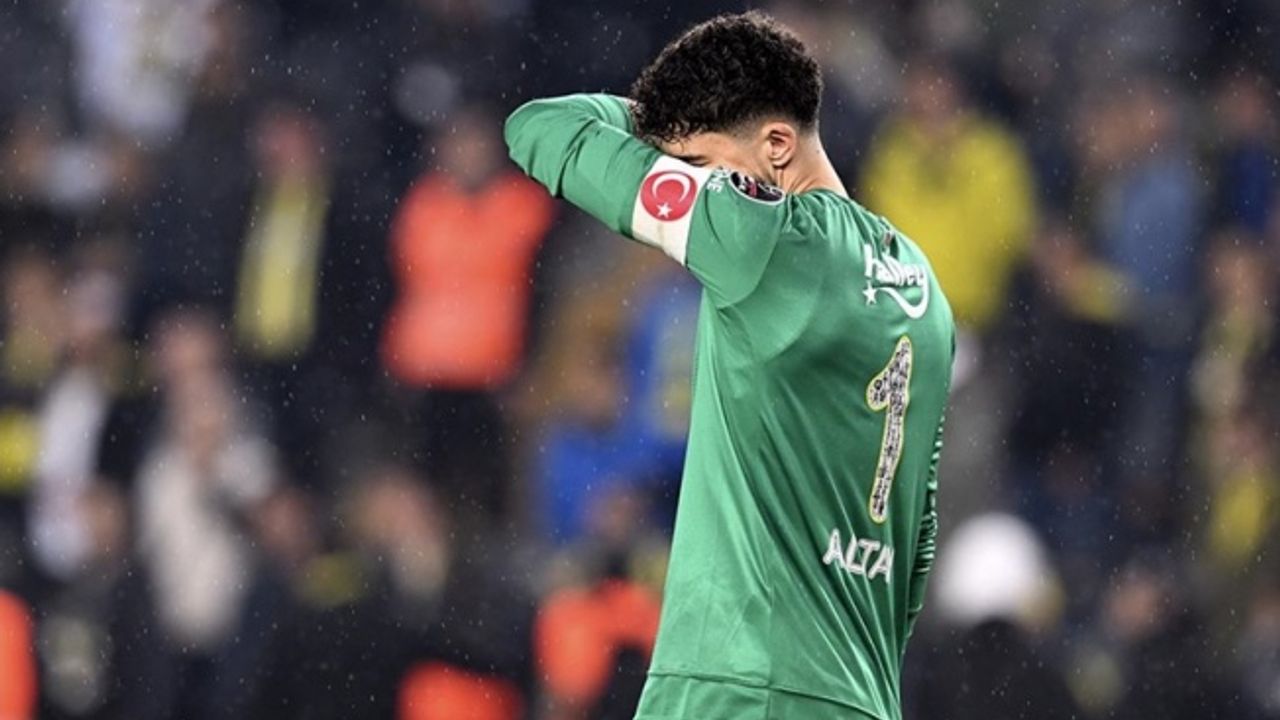 Fenerbahçe'de Altay Bayındır, sakatlığı nedeniyle MKE Ankaragücü maçında oynayamayacak