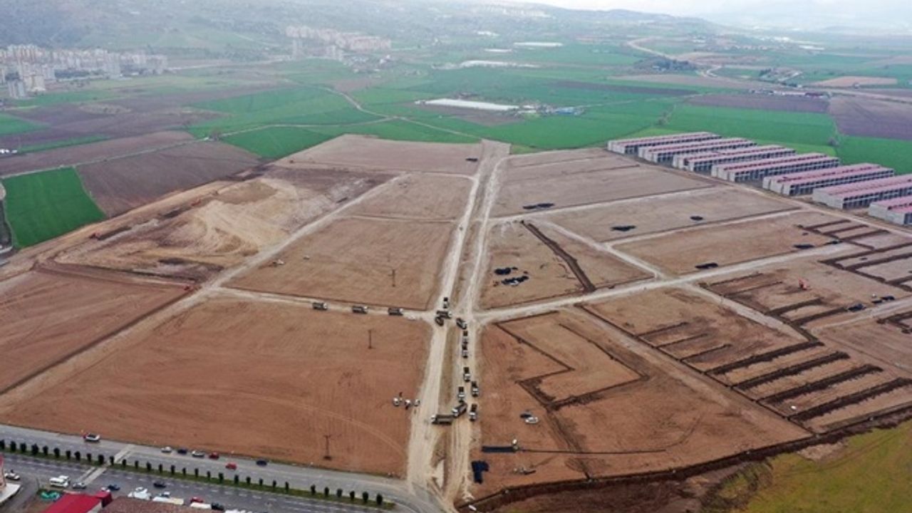 Kahramanmaraş'ta 57 futbol sahası büyüklüğünde konteyner kent kurulacak