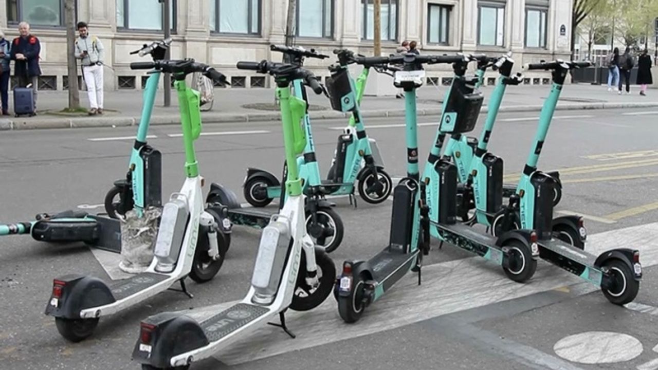 Parisliler elektrikli skuterler için referanduma gidiyor