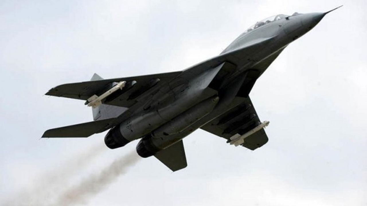 Polonya MiG-29 uçaklarının Ukrayna'ya teslimi için Almanya'dan onay istedi