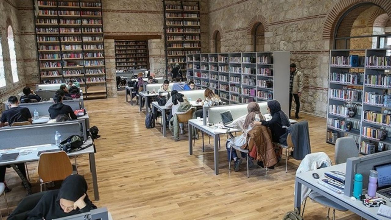Rami Kütüphanesi 600 binden fazla kitapseveri ağırladı