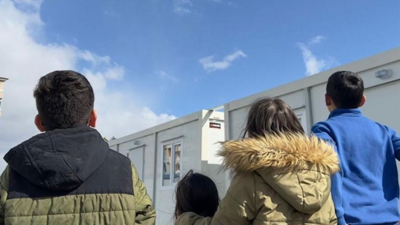 Sabancı Vakfı,   Deprem Bölgesindeki Çocuklar İçin Etkinlikler Düzenliyor