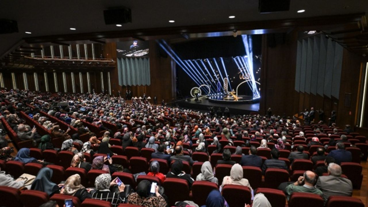TRT’nin, “Kur’an-ı Kerim’i Güzel Okuma Yarışması”nda Birinci Belli Oldu