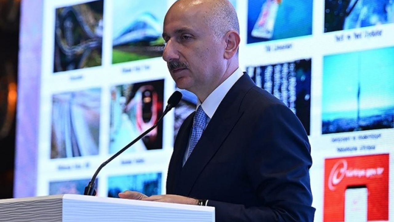Ulaştırma ve Altyapı Bakanı Karaismailoğlu: Yurt dışı yük taşımacılığında demir yolunun payı 10 kat artacak