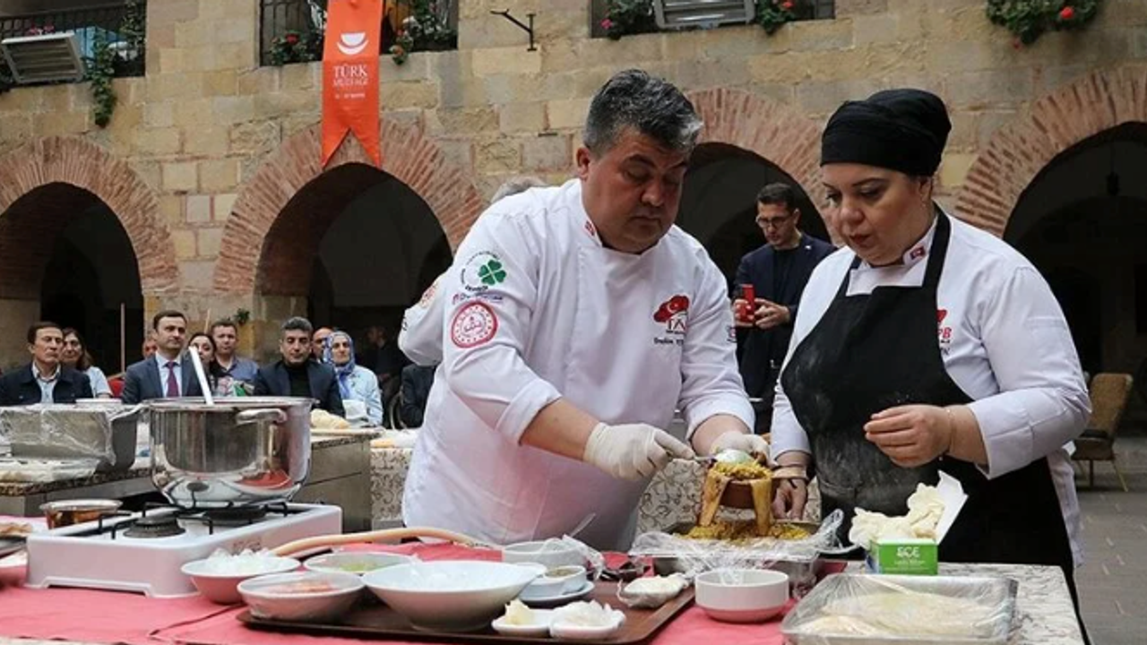 Kastamonu'da Türk Mutfağı Haftası'nda mutfak şovu yapıldı
