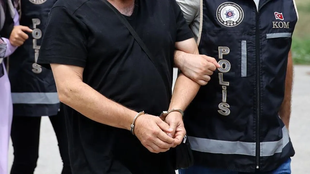 Eskişehir'de firari 4 FETÖ hükümlüsü yakalandı