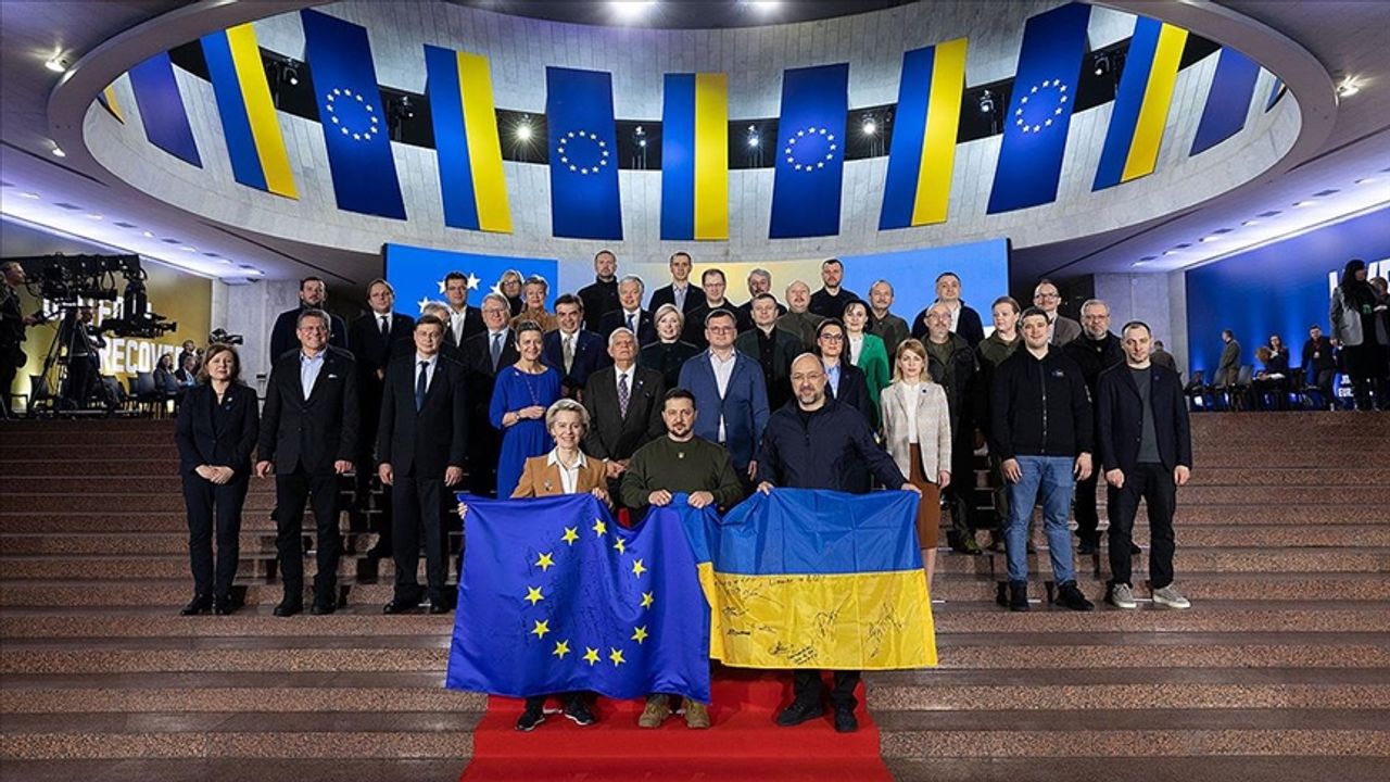 AB dışişleri bakanları gelecek toplantılarını Kiev'de yapacak