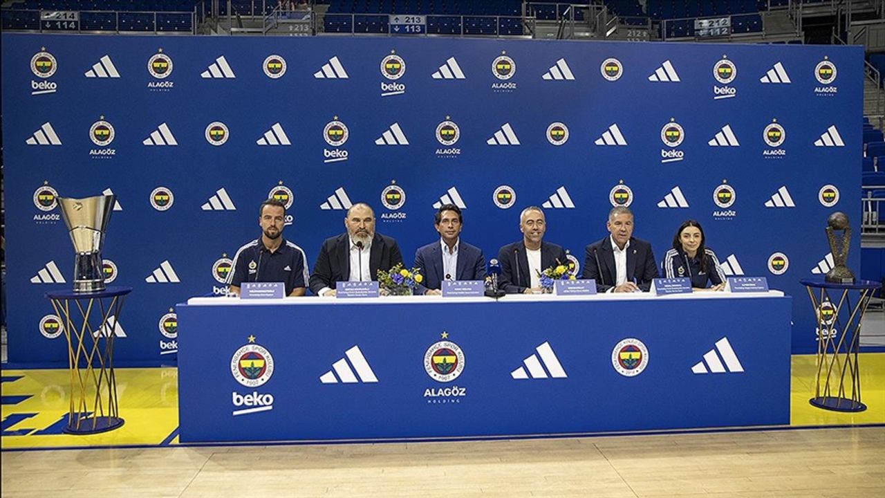 Fenerbahçe, adidas Türkiye ile sponsorluk anlaşması imzaladı