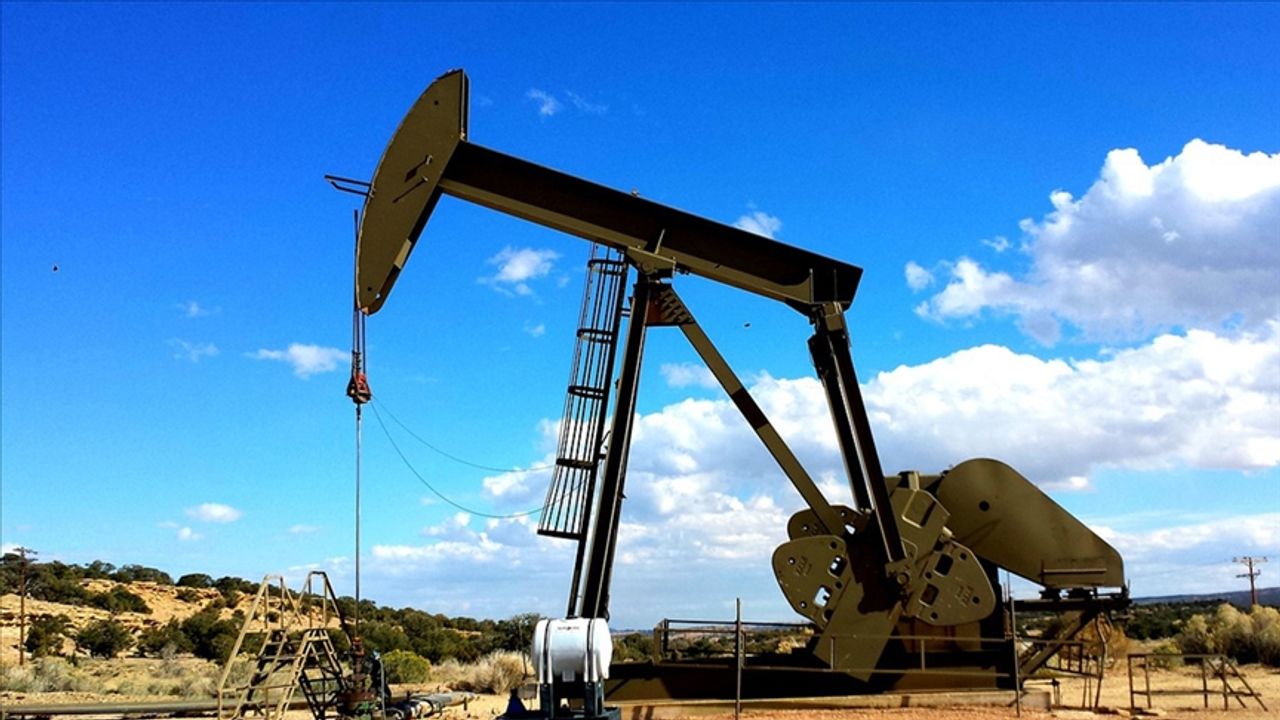 Brent petrolün varil fiyatı 94,83 dolar