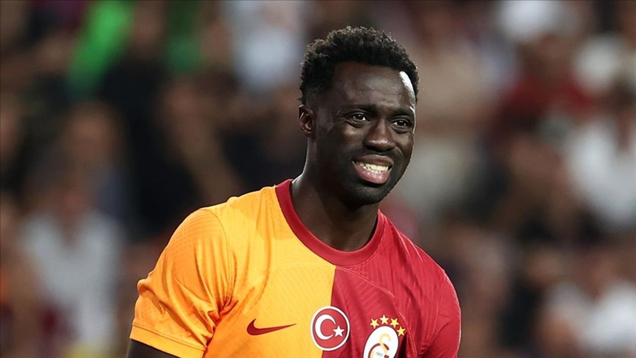 Galatasaray'da Davinson Sanchez için sakatlık açıklaması