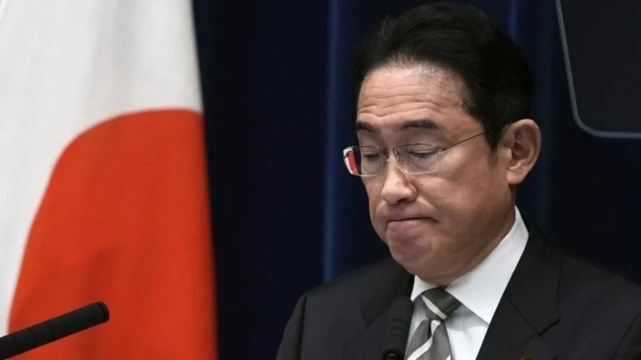 Japonya'da "eksik gelir beyanı" şüphesiyle istifa eden bakanların yerine atamalar yapıldı