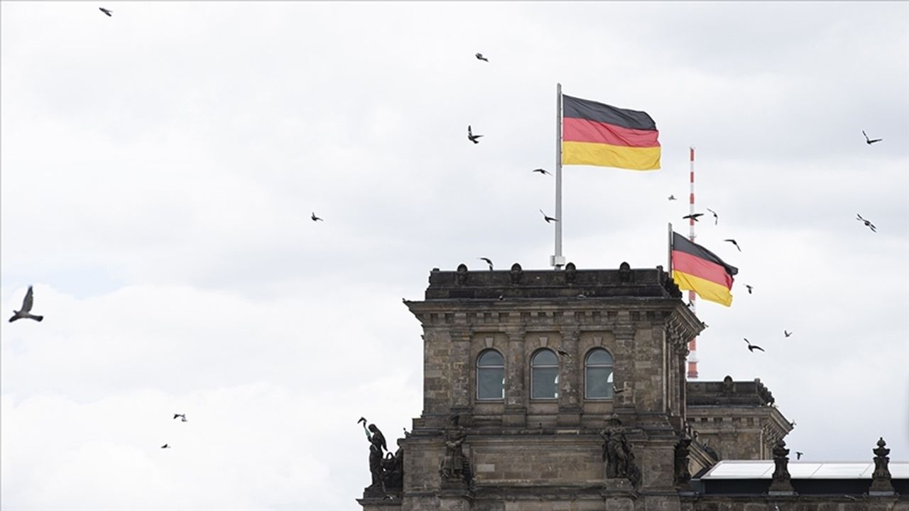 Almanya'nın başkenti Berlin'in bazı bölgelerinde genel seçimler tekrarlanacak