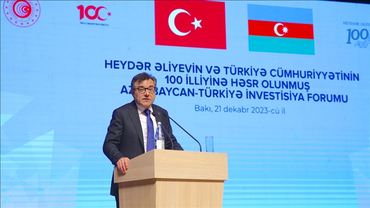 Bakü'de Azerbaycan-Türkiye Yatırım Forumu yapıldı