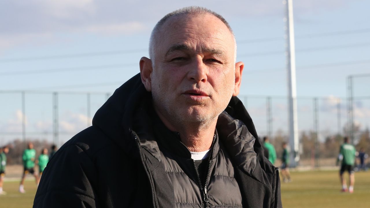 Konyaspor Teknik Direktörü Ömerovic: Turu geçtiğimiz için çok mutluyuz