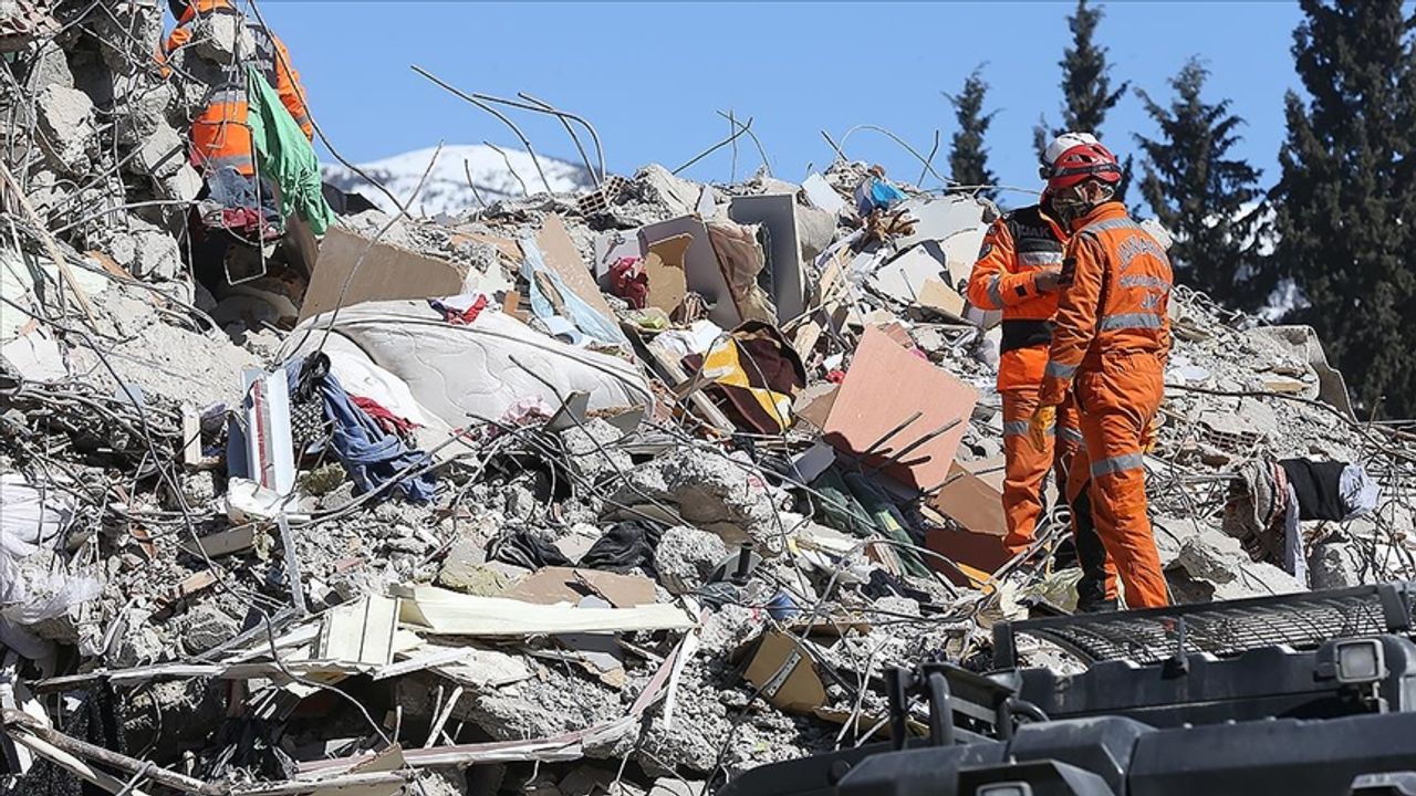 Kahramanmaraş'taki depremde 82 kişinin öldüğü apartman yönetmeliğe uygun yapılmamış