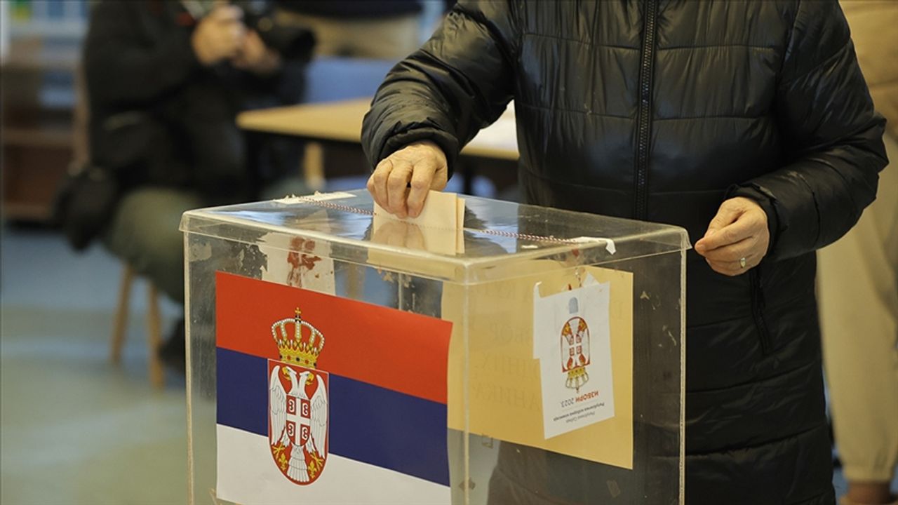 AP: Sırbistan özgür ve adil seçim taahhüdünü yerine getirmedi