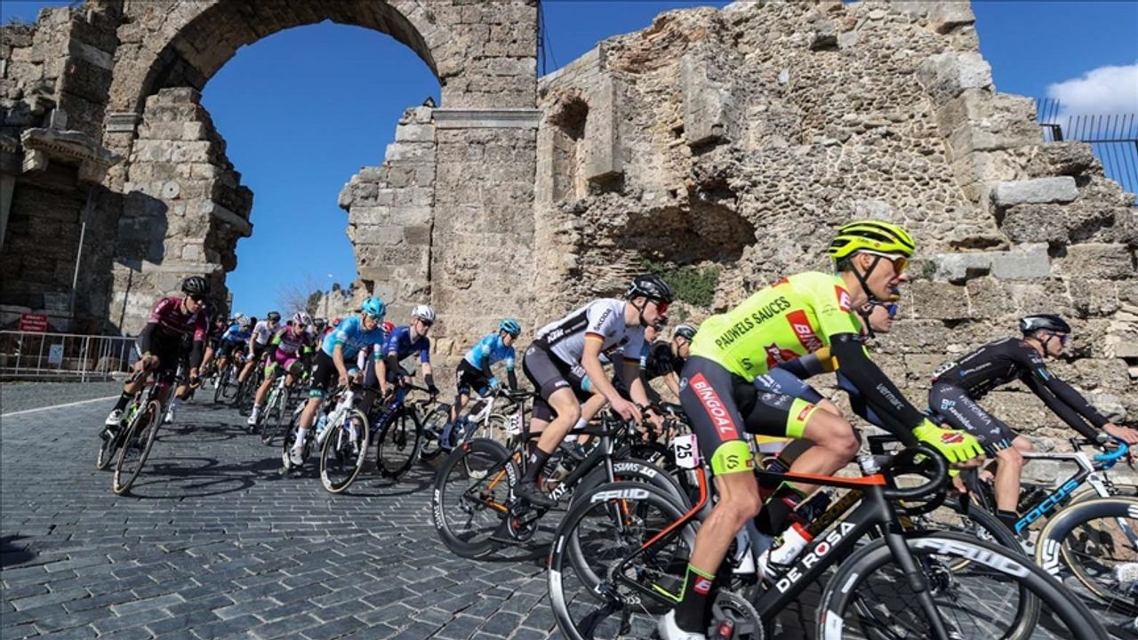 Türkiye Bisiklet Federasyonu Başkanı Müftüoğlu: "Tour of Antalya" önemli bir marka