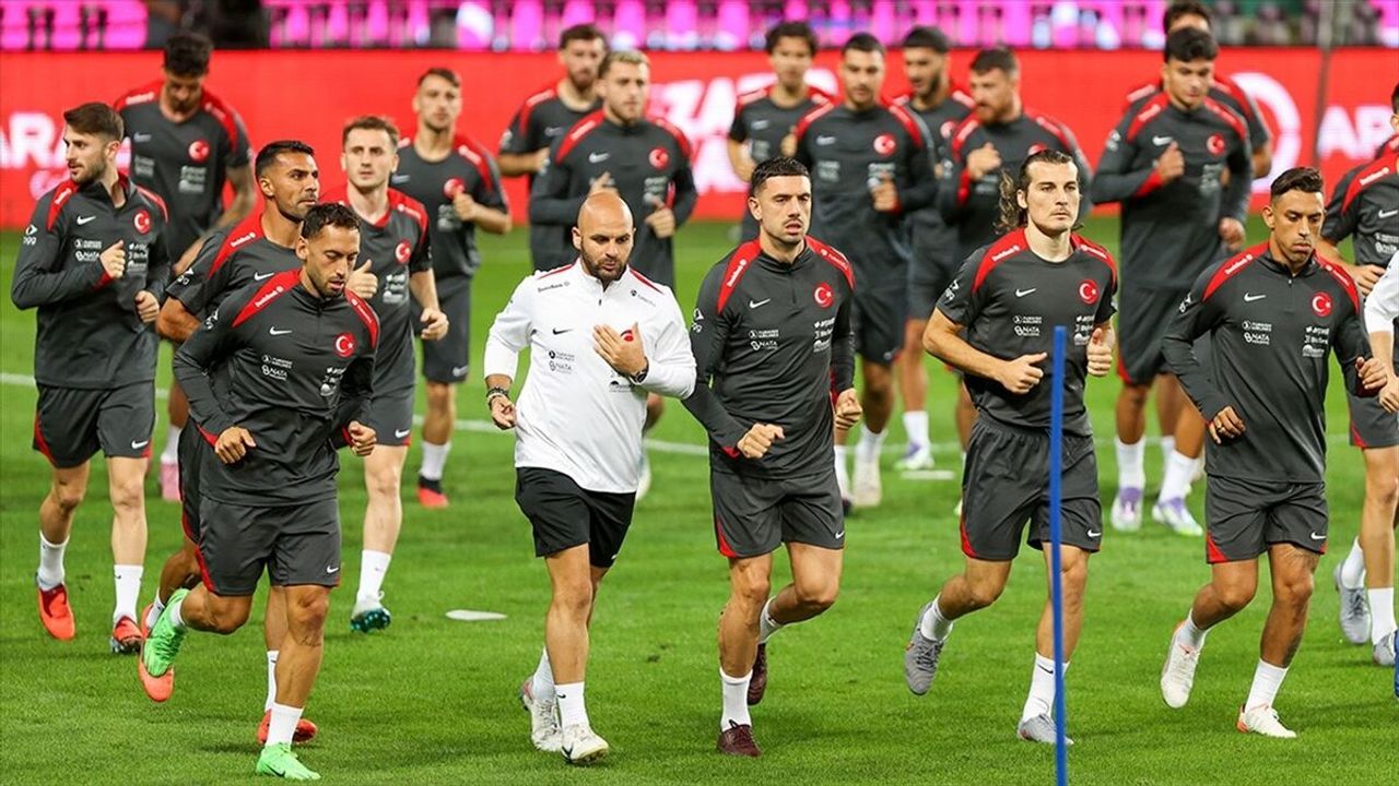 Futbolda milli mesai başlıyor - Yeni Çağrı Gazetesi - Güncel Haberler, Son  Dakika ve Özel Röportajlar