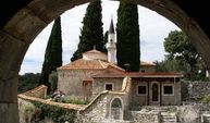 Karadağ'da farklı dinlerin bir arada huzur içinde yaşadığı kent: Bar