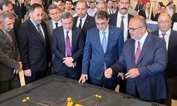 Bakan Dönmez: 4'üncü sondaj gemimiz inşallah 19 Mayıs günü Türkiye'de olacak