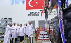 Bakan Varank, TÜRKSAT 6A'yı inceledi