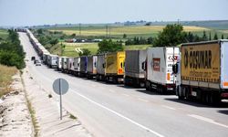 Hamzabeyli Sınır Kapısı'nda yaklaşık 25 kilometre TIR kuyruğu