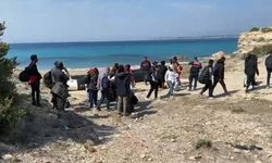 İzmir'de 27 kaçak göçmen yakalandı, 4 organizatör tutuklandı