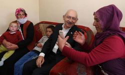 Kılıçdaroğlu, evlerinin elektriği kesik olan aileyi ziyaret etti