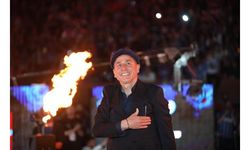 Şampiyon Trabzonspor kupasına kavuştu