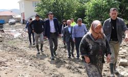 Bakan Kurum'dan, selden etkilenen bölgelere ziyaret