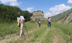 Hakkari'nin terörden arındırılan yaylaları artık yabancı turistleri ağırlıyor