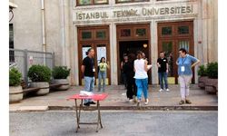 Kimliği yanında olmadığı için sınava giremedi