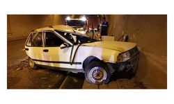 Tünelde arızalanan otomobile, TIR çarptı: 1 ölü, 3 yaralı