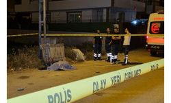 Adana'da iki grup sokak ortasında çatıştı: 2 ölü, 3 yaralı 