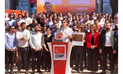 CHP Gençlik Kolları'ndan AK Parti'ye 'kargo paketi'