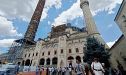 Edirne'de 'bayram' bereketi; ciğercilerde kuyruk oluştu