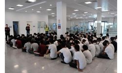 İstanbul Valiliği: Son 1 ayda 18 bin 297 kaçak göçmen hakkında işlem yapıldı