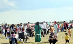 Tekirdağ'da çocuklarla büyükleri buluşturan geleneksel uçurtma şenliği
