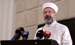 Ali Erbaş: Müslümanlar, imamesi kopan tespih taneleri gibi dağılmış vaziyette