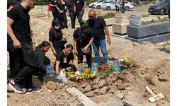 Organlarıyla 3 kişiye umut olan Ayça, son yolculuğuna çiçeklerle uğurlandı