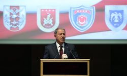 Bakan Akar'dan Yunanistan'a: Felakete davetiye çıkaracak provokasyonlardan uzak durun